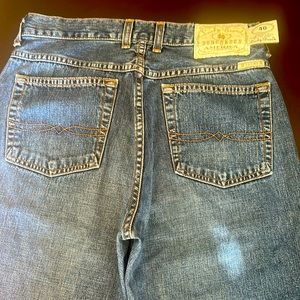 Lucky brand jeans dungaree’s size 2/26